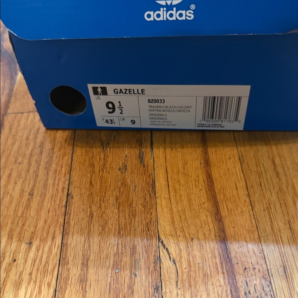 Adidas Gazelle Men's Olive and Black Sneakers - Picture 4 of 9